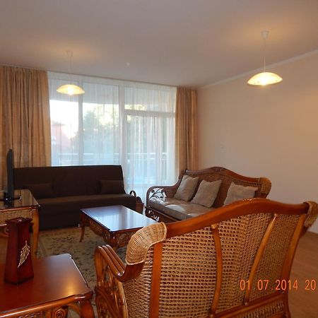 Oasis Suites Apartments And Studios Ravda Quarto foto
